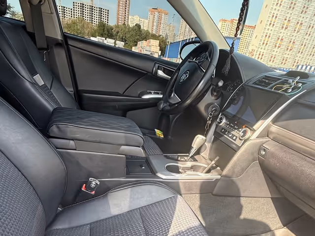 Toyota Camry - зображення 5