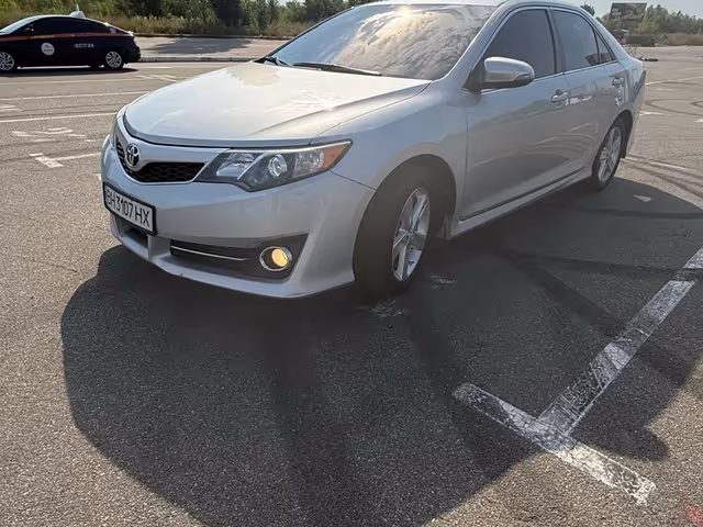 Toyota Camry - зображення 3