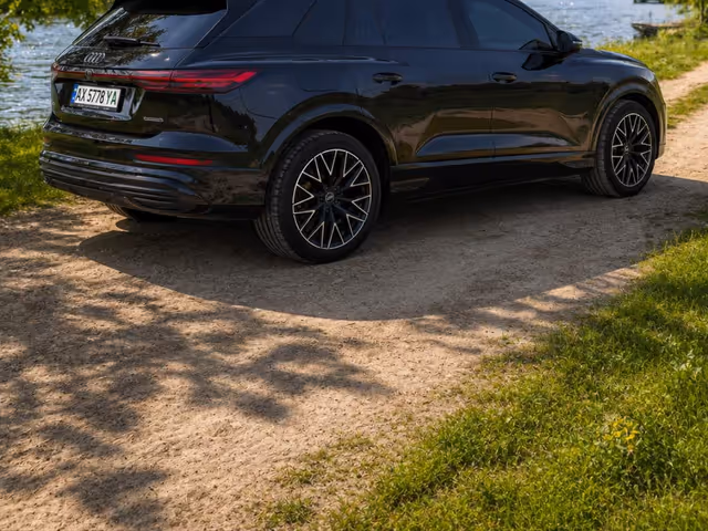 Audi Q5 e-tron - зображення 3