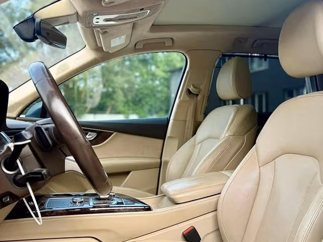 Audi Q7 - зображення 4