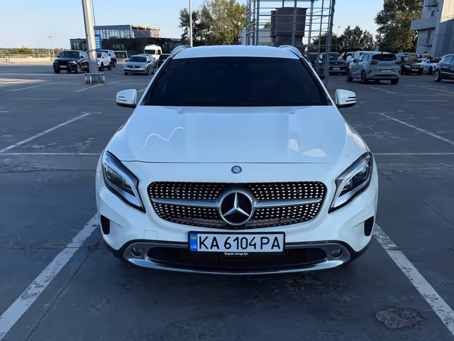 Mercedes-Benz GLA - зображення 1