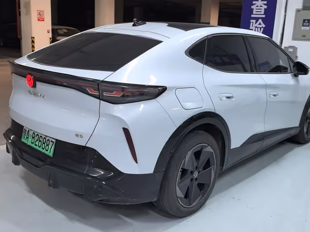 Volkswagen ID. Unyx 06 - зображення 2
