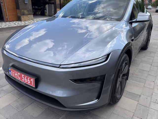 Tesla Model Y - зображення 3
