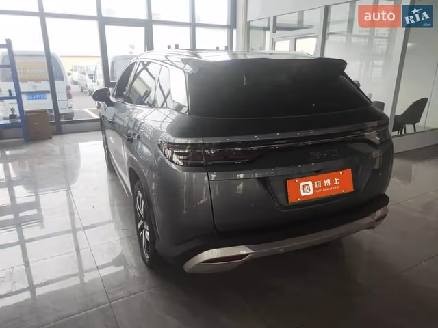 BYD Song L - зображення 3