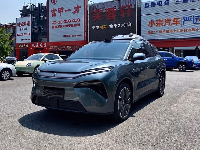 BYD Tang L - зображення 1