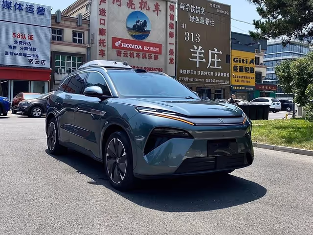 BYD Tang L - зображення 4
