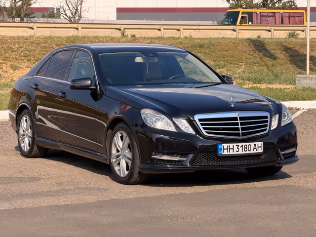 Mercedes-Benz E-Класс - зображення 4