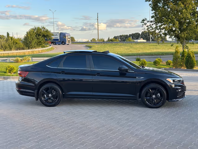 Volkswagen Jetta - зображення 3