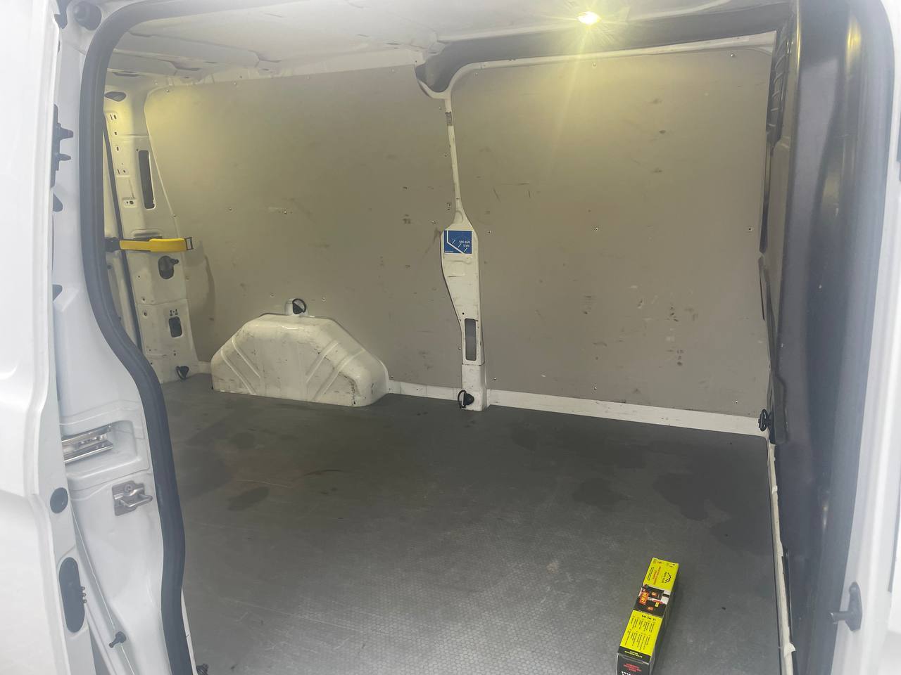 Ford Transit Custom - фото 4