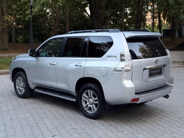 Toyota Land Cruiser Prado - зображення 3