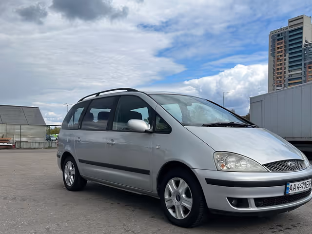 Ford Galaxy - зображення 4