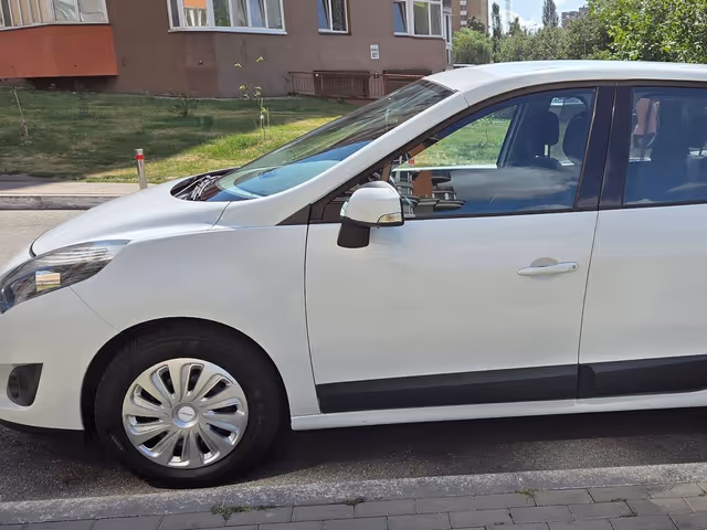 Renault Scenic - зображення 1