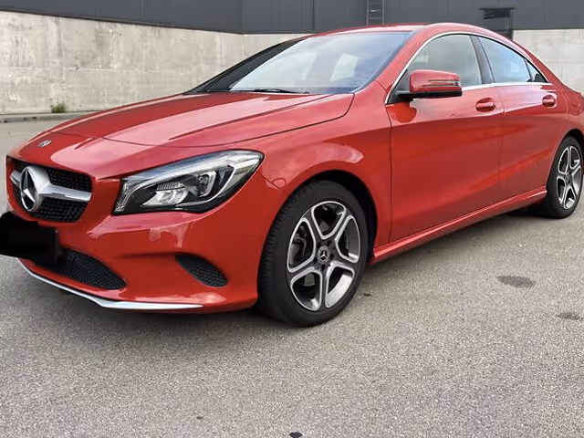 Mercedes-Benz CLA - зображення 1
