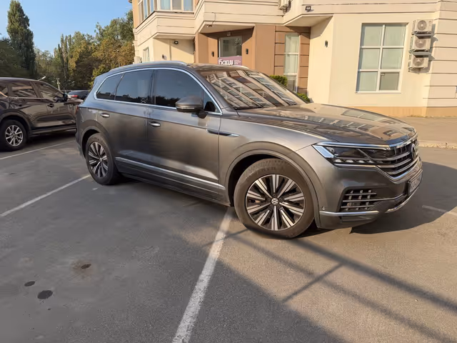 Volkswagen Touareg - зображення 4