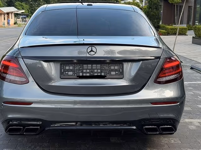 Mercedes-Benz E-Класс - зображення 5