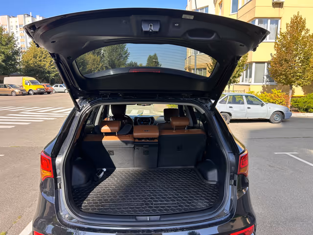 Hyundai Santa Fe - зображення 3