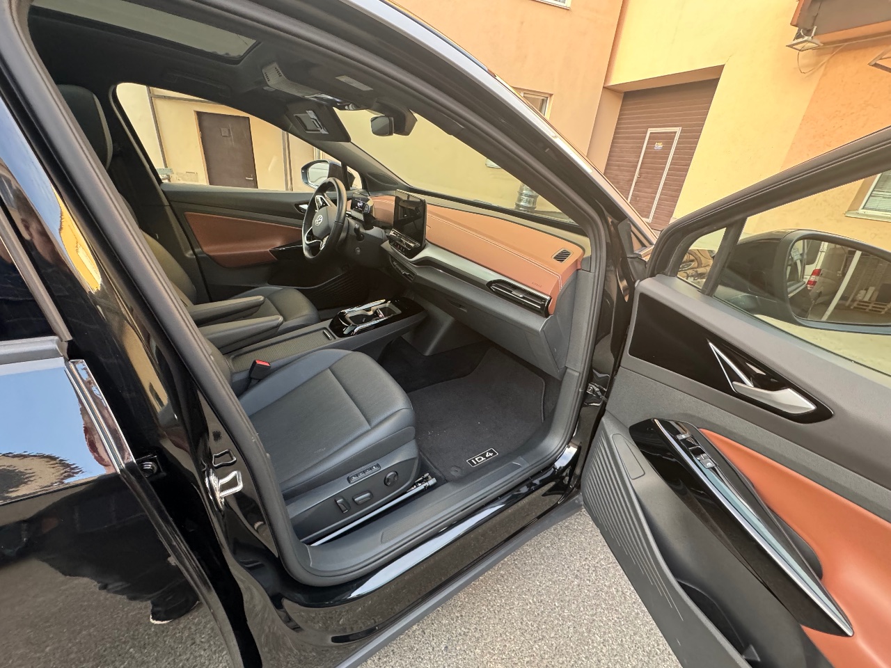 Volkswagen ID.4 - фото 12