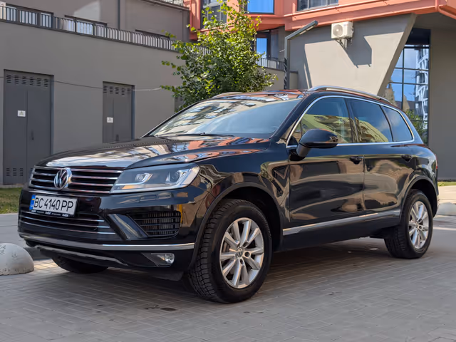 Volkswagen Touareg - зображення 1
