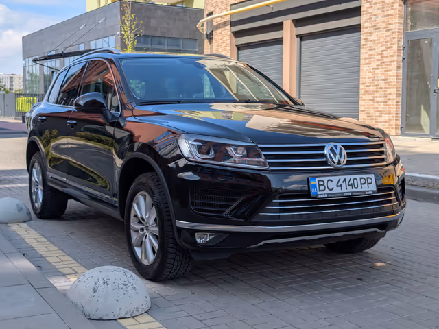 Volkswagen Touareg - зображення 3