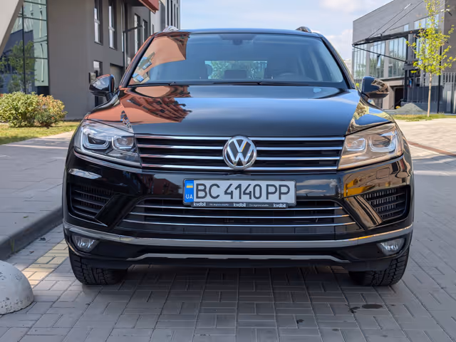 Volkswagen Touareg - зображення 2