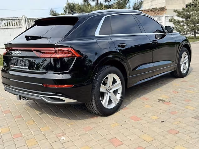 Audi Q8 - зображення 5