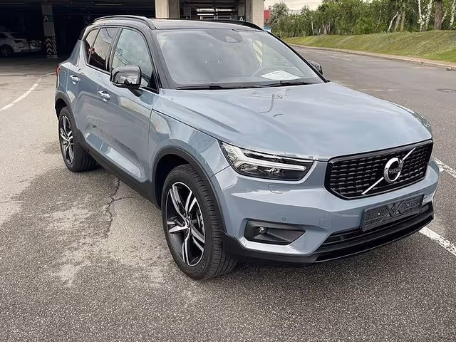 Volvo XC40 - зображення 3