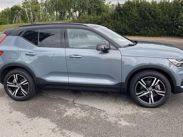 Volvo XC40 - зображення 5