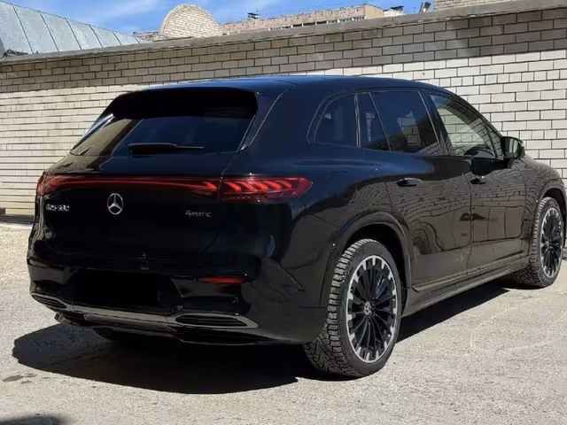 Mercedes-Benz EQS SUV - зображення 3