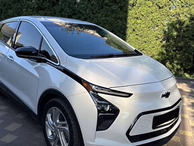 Chevrolet Bolt EUV - зображення 1