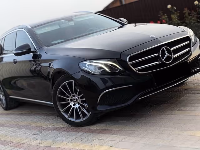 Mercedes-Benz E-Класс - зображення 2