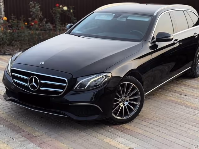 Mercedes-Benz E-Класс - зображення 1