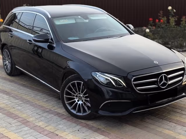 Mercedes-Benz E-Класс - зображення 5
