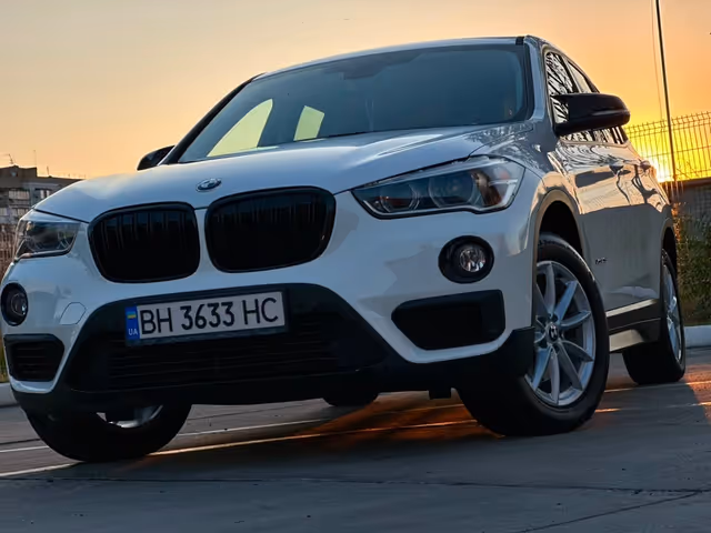 BMW X1 - зображення 1
