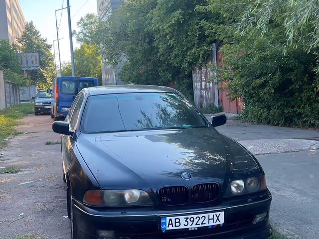 BMW 5 серії - зображення 1