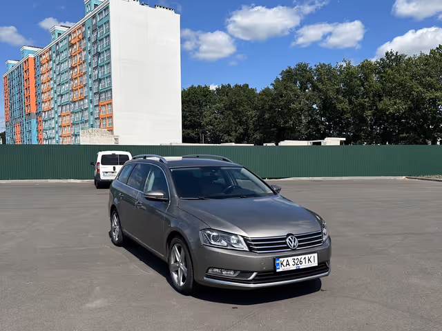 Volkswagen Passat - зображення 1