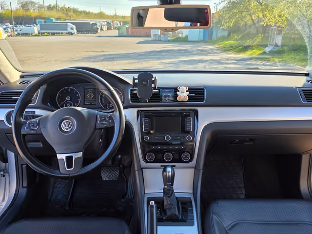 Volkswagen Passat - зображення 2