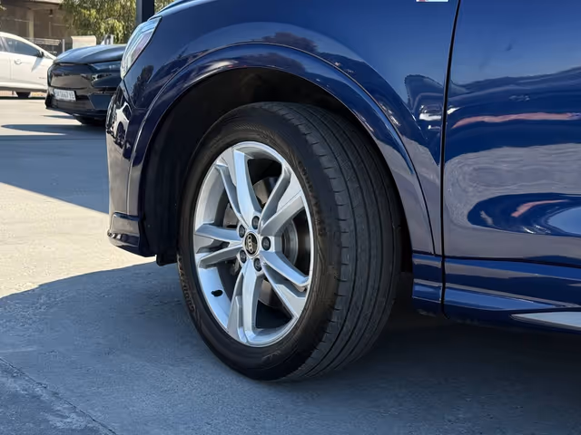 Audi Q3 - зображення 4