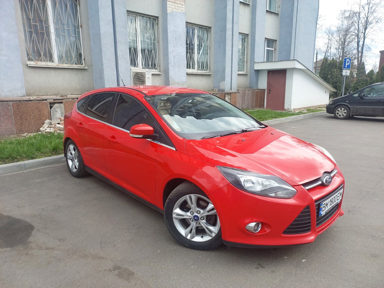 Ford Focus - фото 1