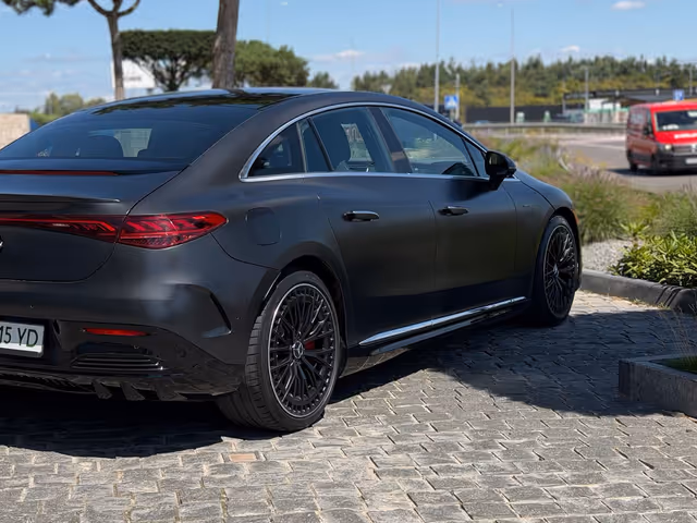 Mercedes-Benz EQE AMG - зображення 4