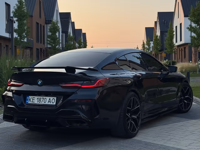 BMW 8 серії - зображення 5