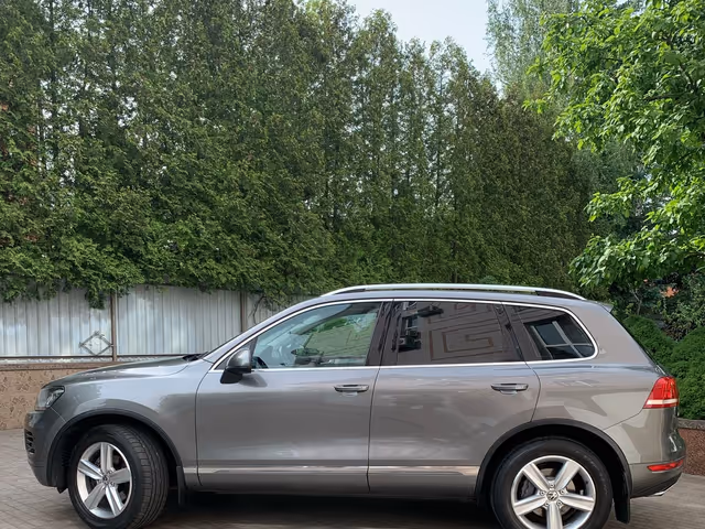 Volkswagen Touareg - зображення 3