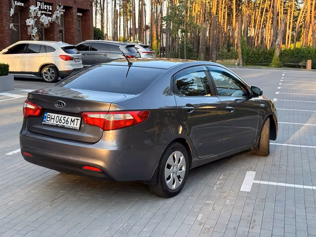 Kia Rio - зображення 5