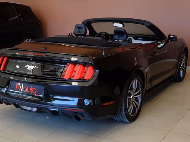 Ford Mustang - зображення 5