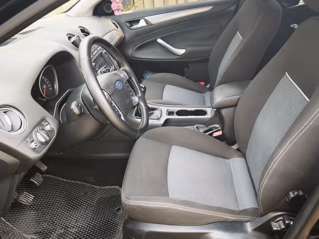 Ford Mondeo - зображення 2