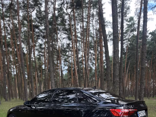 Audi A4 - зображення 2