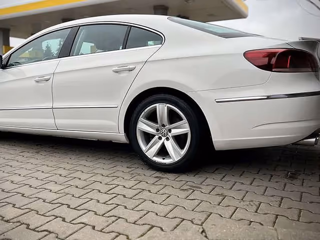 Volkswagen Passat CC - зображення 2