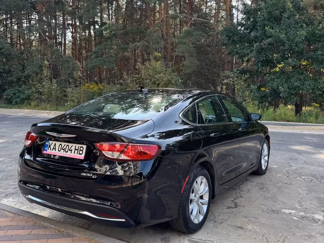 Chrysler 200 - зображення 3