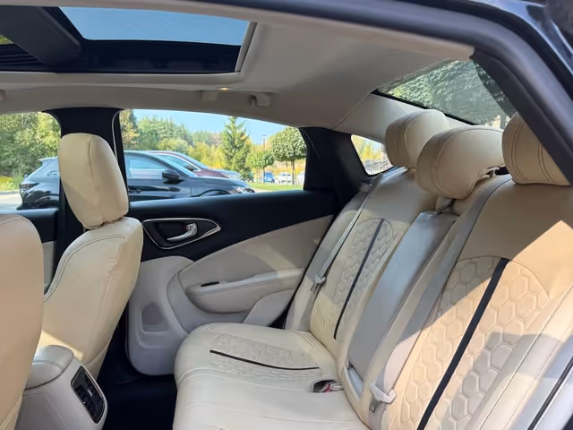 Chrysler 200 - зображення 5