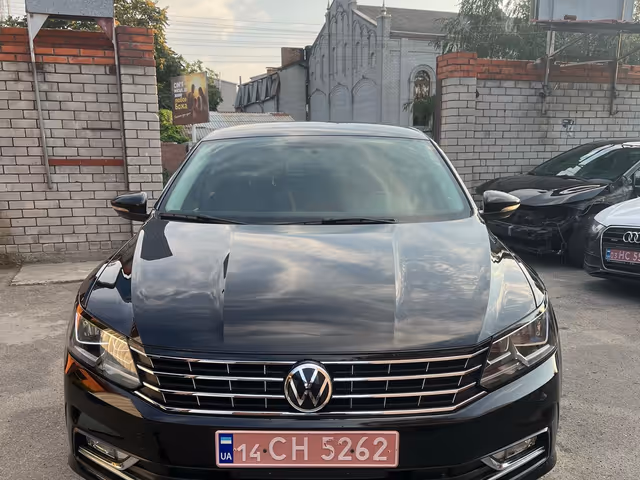 Volkswagen Passat - зображення 1