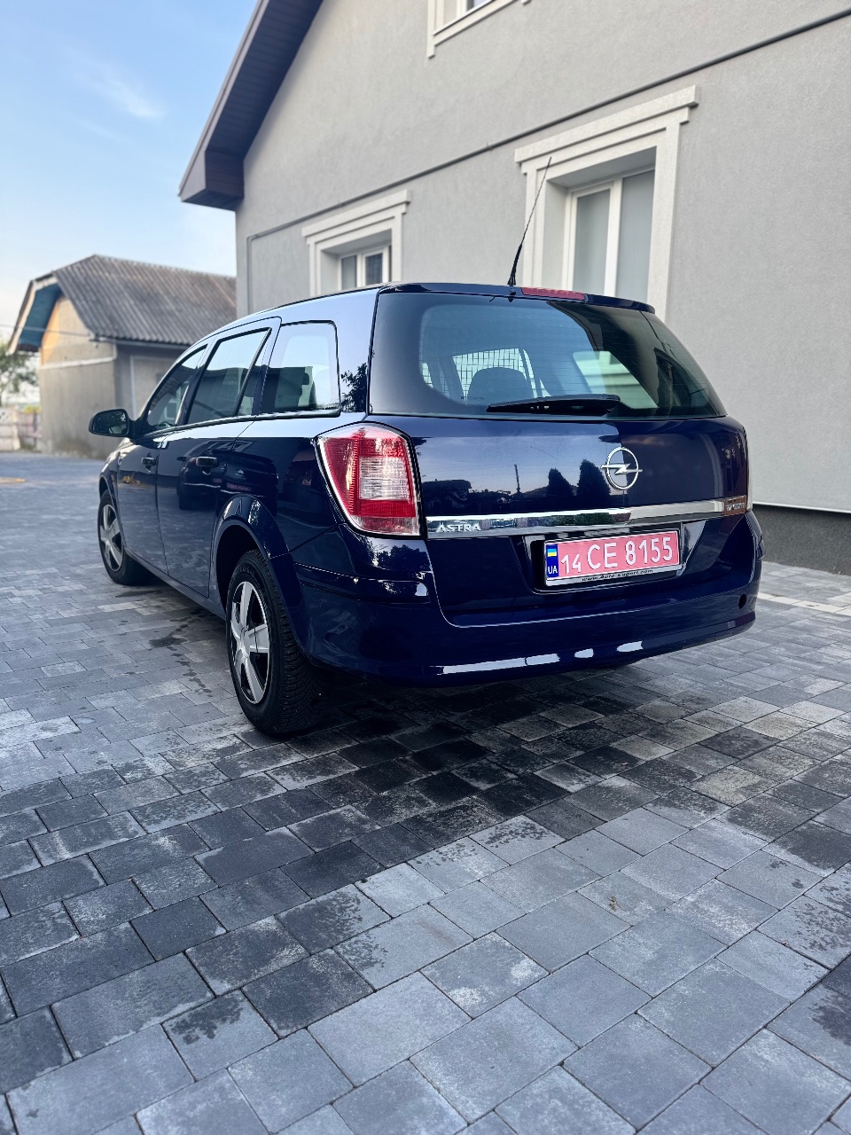 Opel Astra - фото 2